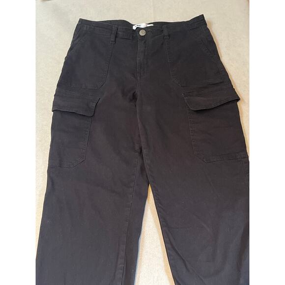 YMI Jeans USA Black Cargo Pants Size 11/30 Cotton/Spandex Womens Relaxed Fit Mad - Picture 1 of 6